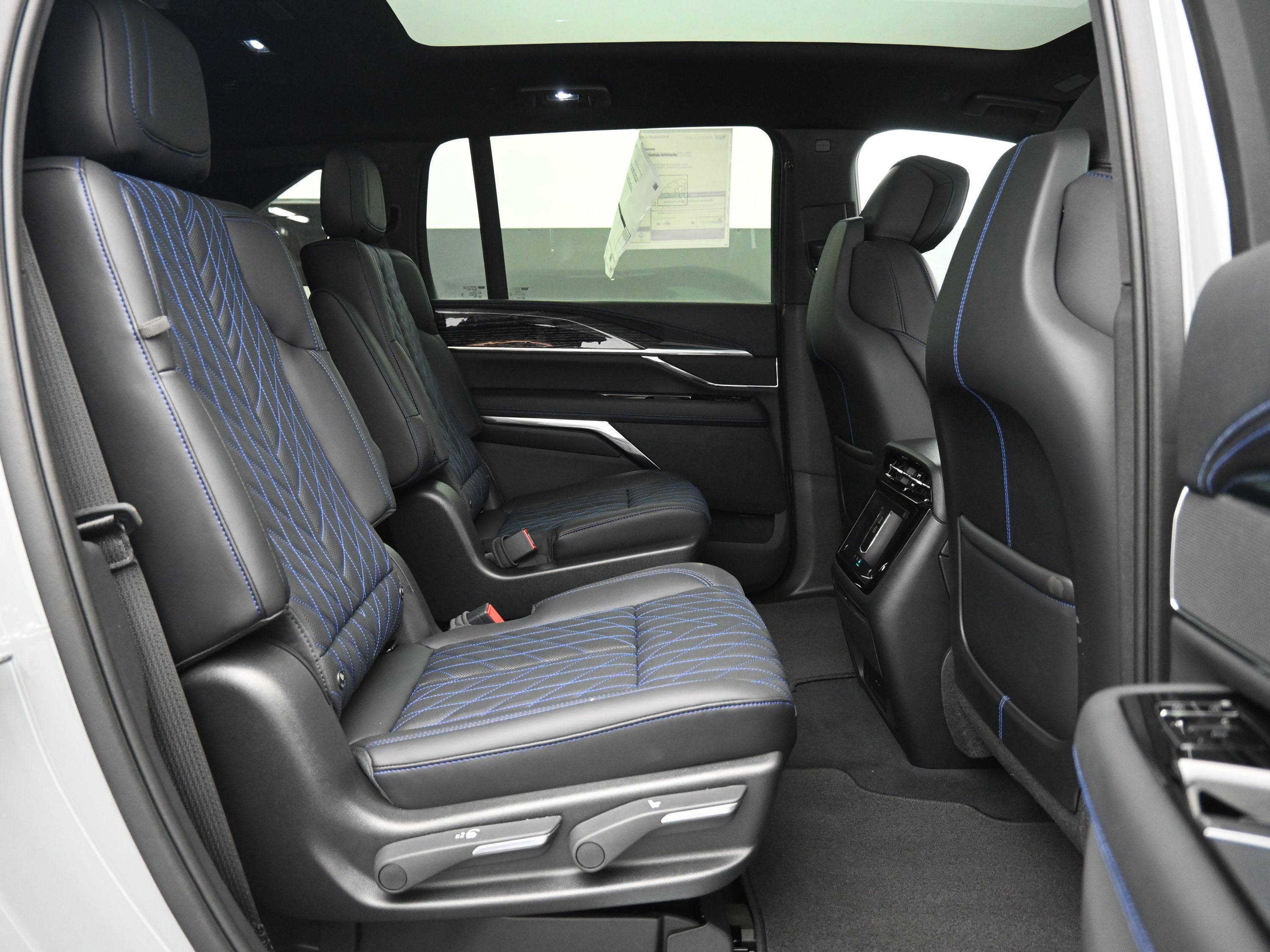 New 2026 Cadillac Escalade IQ Sport 1 w/ LPO, Floor Liner Package image 12
