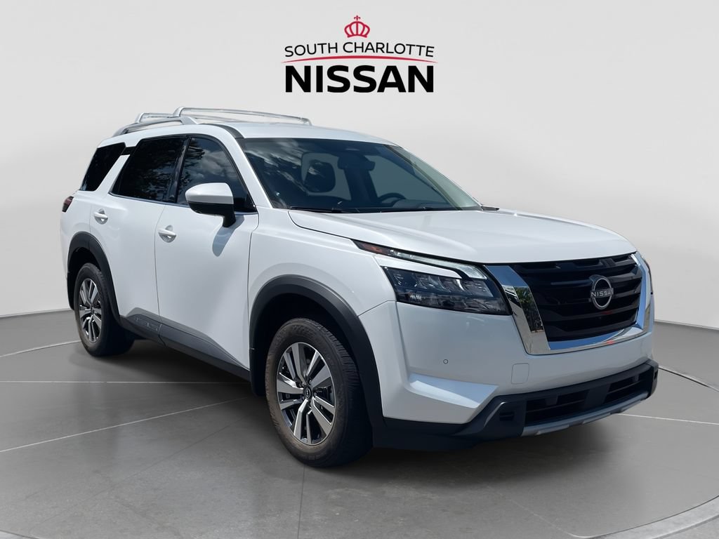 Used 2025 Nissan Pathfinder SL