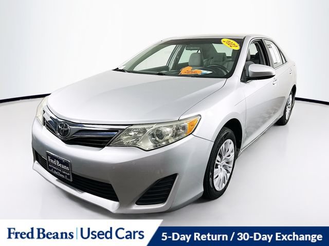 Used 2012 Toyota Camry LE FWD image 3