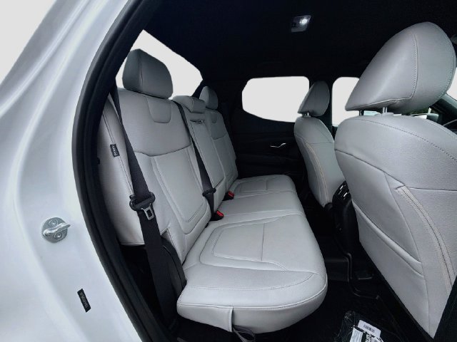Used 2025 Hyundai Santa Cruz SEL FWD image 27