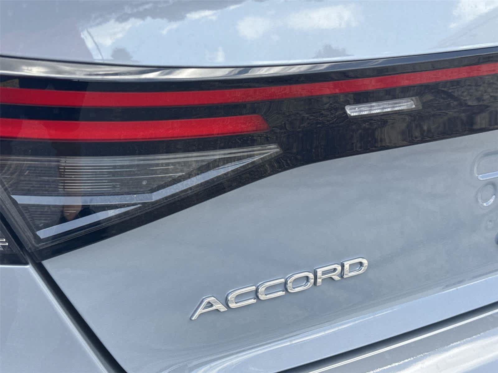 Used 2026 Honda Accord SE image 11