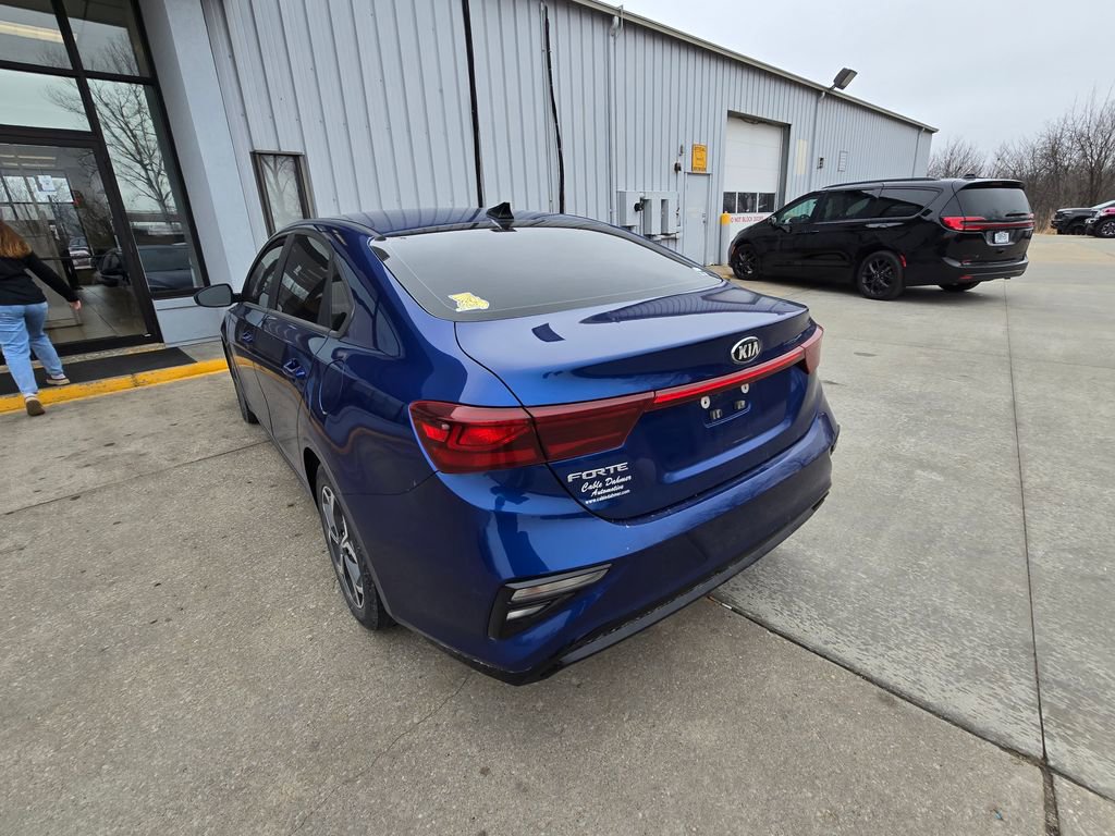 Used 2021 Kia Forte LXS image 5