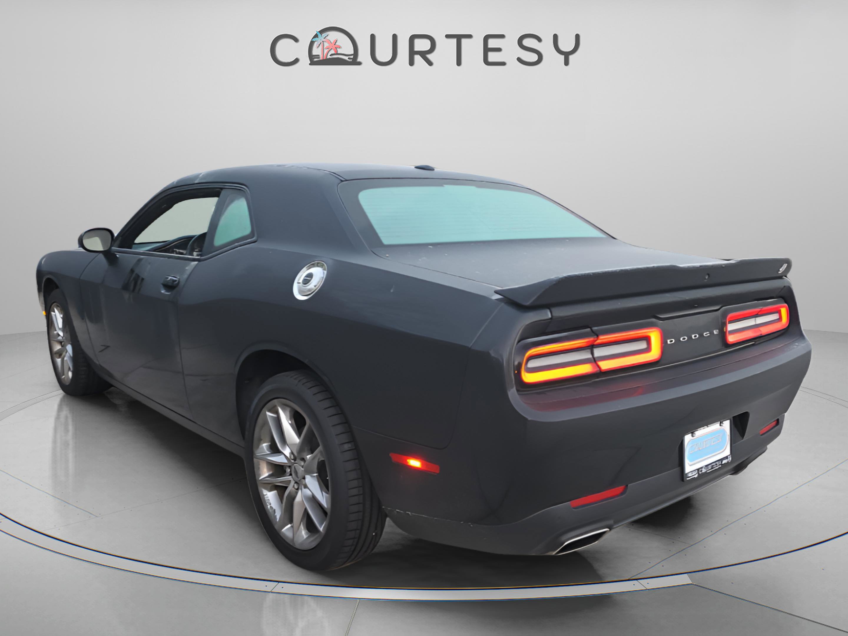 Certified 2022 Dodge Challenger GT image 2
