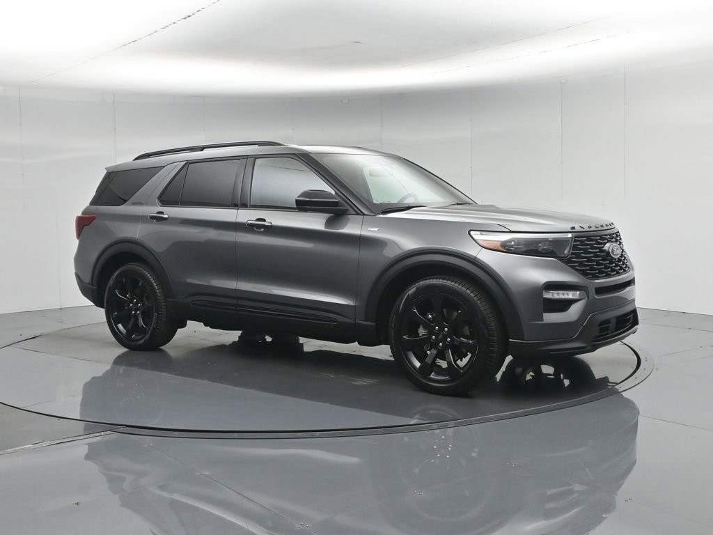 Used 2023 Ford Explorer ST-Line w/ Class IV Trailer Tow Package RWD image 31