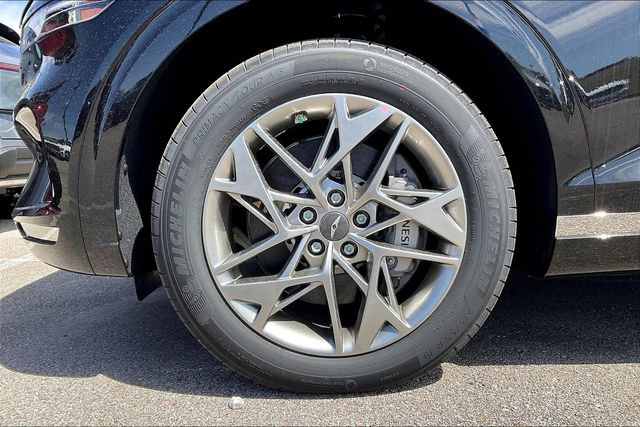 New 2025 Genesis GV70 2.5T Select w/ Select Package image 12