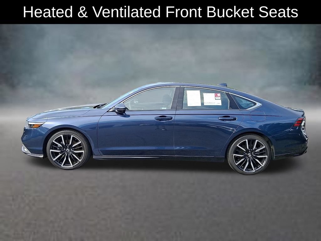 Used 2023 Honda Accord Touring image 8