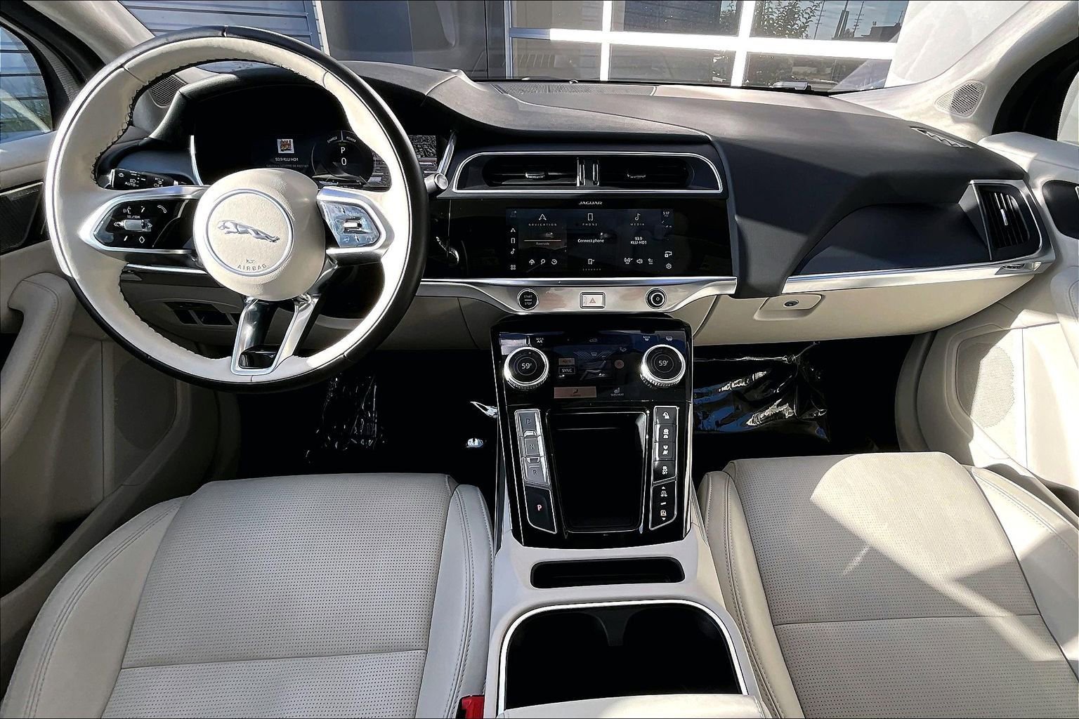 Used 2024 Jaguar I-PACE R-Dynamic HSE image 14