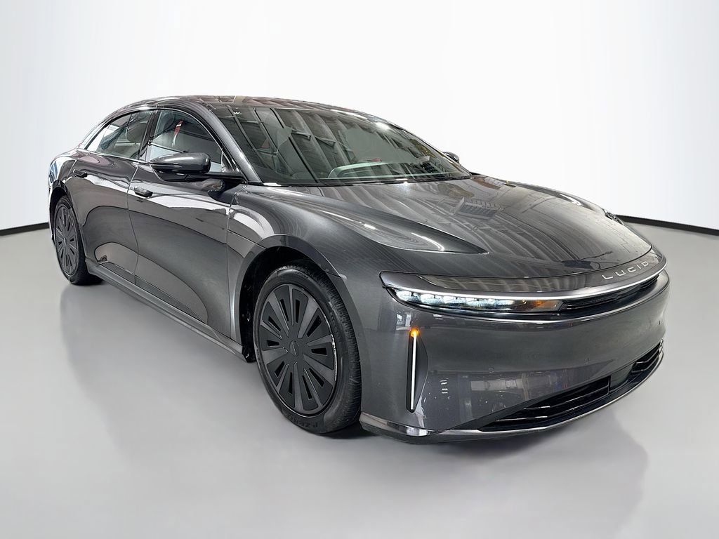Used 2024 Lucid Air Pure image 3