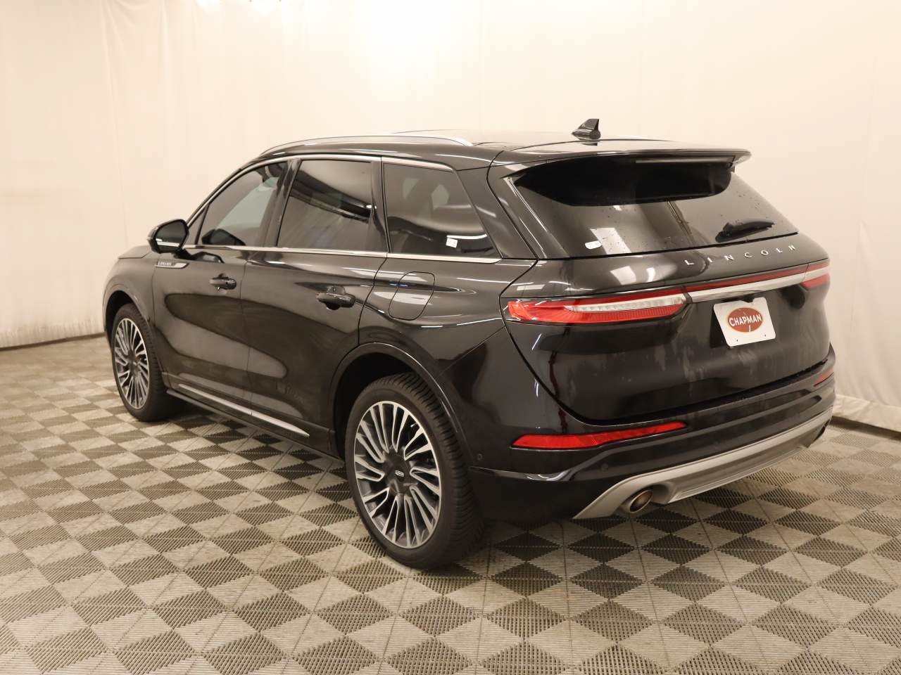 Used 2022 Lincoln Corsair Reserve w/ Equipment Group 201A AWD/4WD image 3