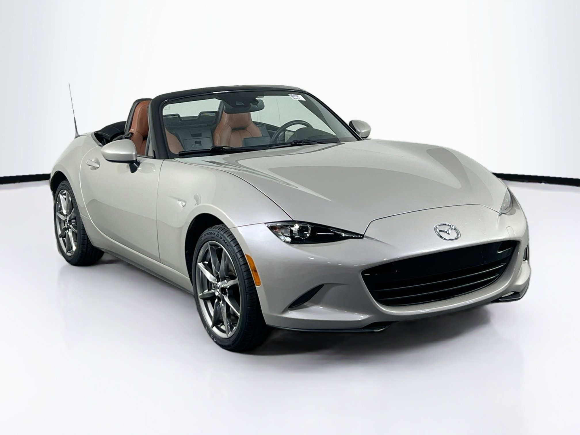 Used 2022 MAZDA MX-5 Miata Grand Touring image 3