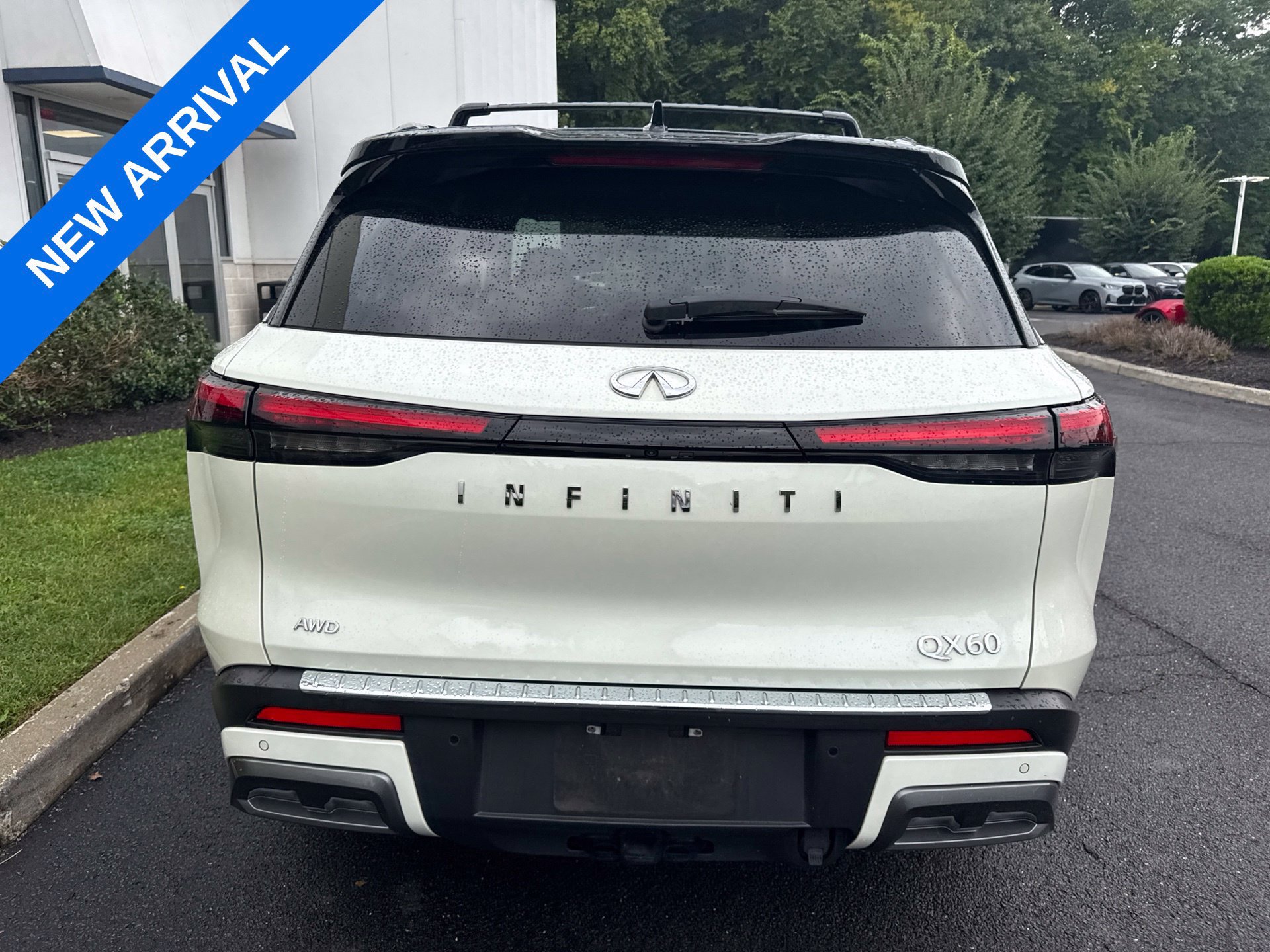 Used 2023 INFINITI QX60 Autograph w/ Cargo Package AWD/4WD image 3