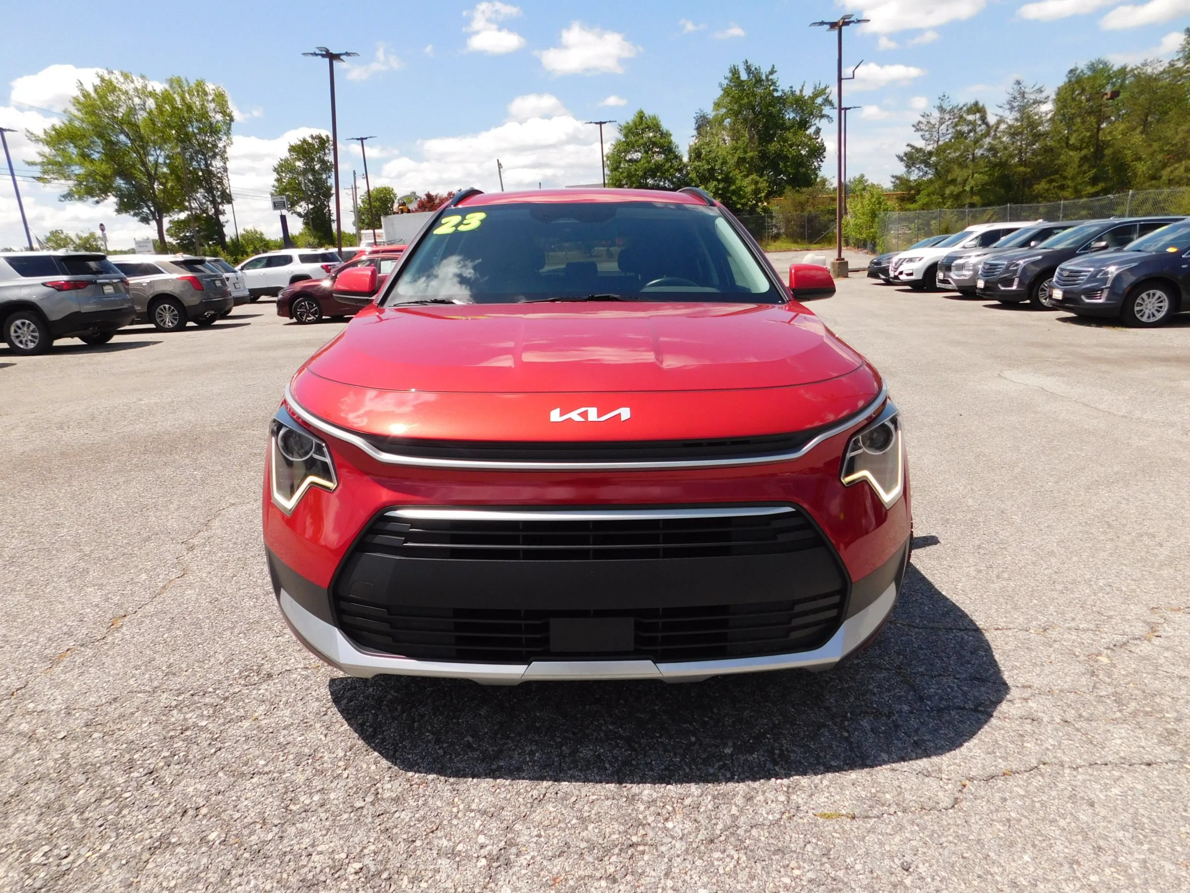 Used 2023 Kia Niro EX FWD image 3