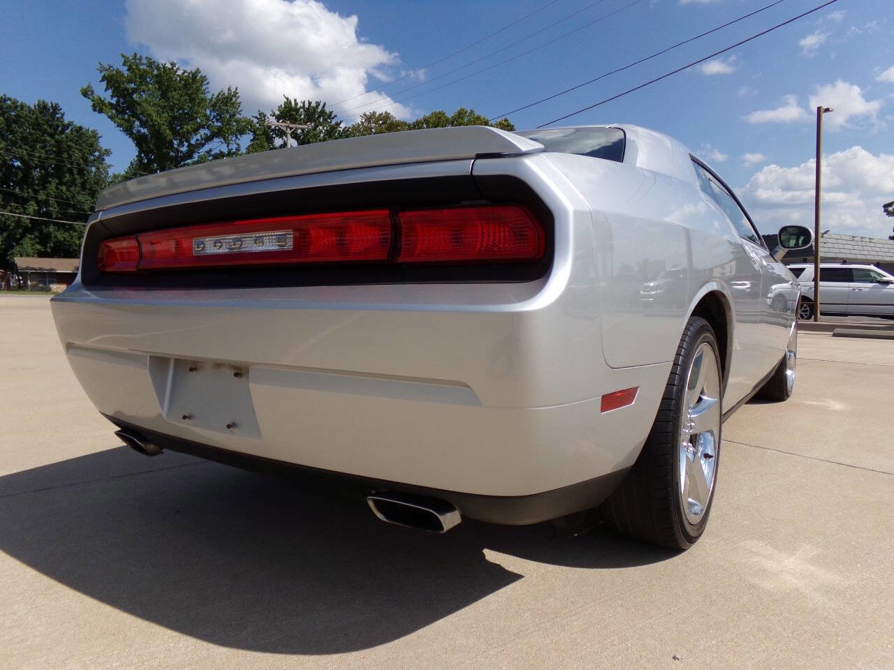 Used 2010 Dodge Challenger R/T w/ Sound Group image 26