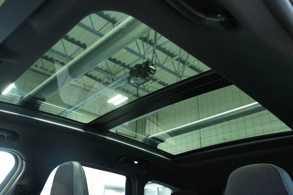 Used 2025 BMW X1 M35i w/ Premium Package image 20