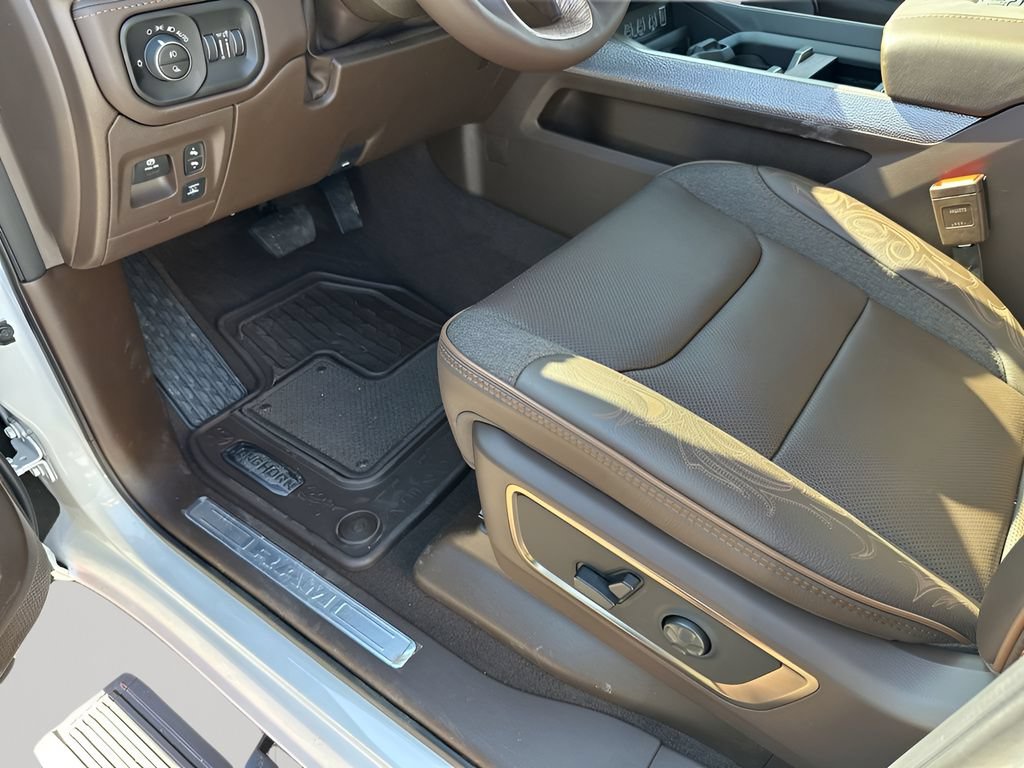 New 2026 RAM 1500 Limited AWD/4WD image 32