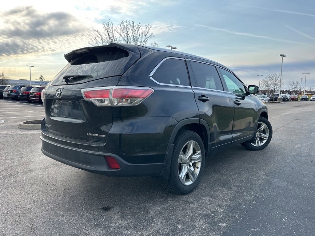 Used 2015 Toyota Highlander Limited image 12