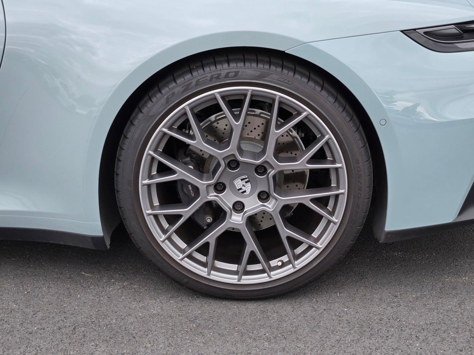 Certified 2025 Porsche 911 Carrera RWD image 11