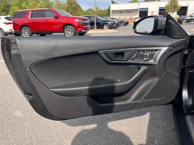 Used 2019 Jaguar F-TYPE Convertible RWD image 11
