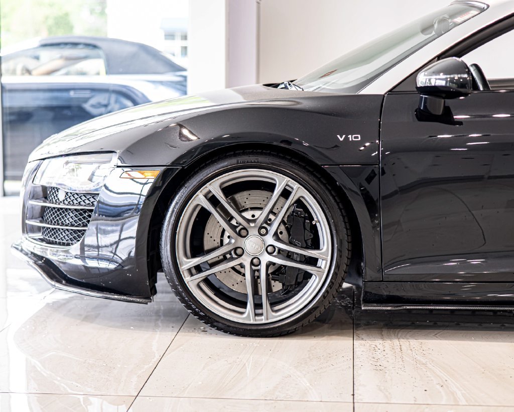 Used 2012 Audi R8 V10 AWD/4WD image 9