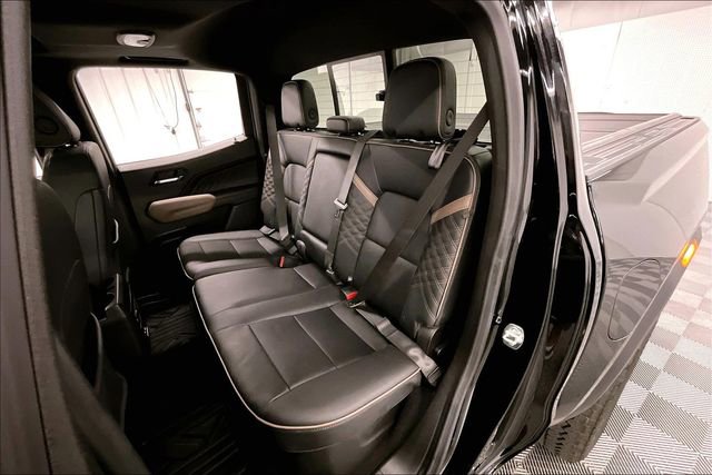 Used 2024 GMC Canyon Denali AWD/4WD image 25