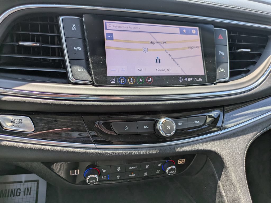 Used 2020 Buick Enclave Avenir w/ Avenir Technology Package AWD/4WD image 12