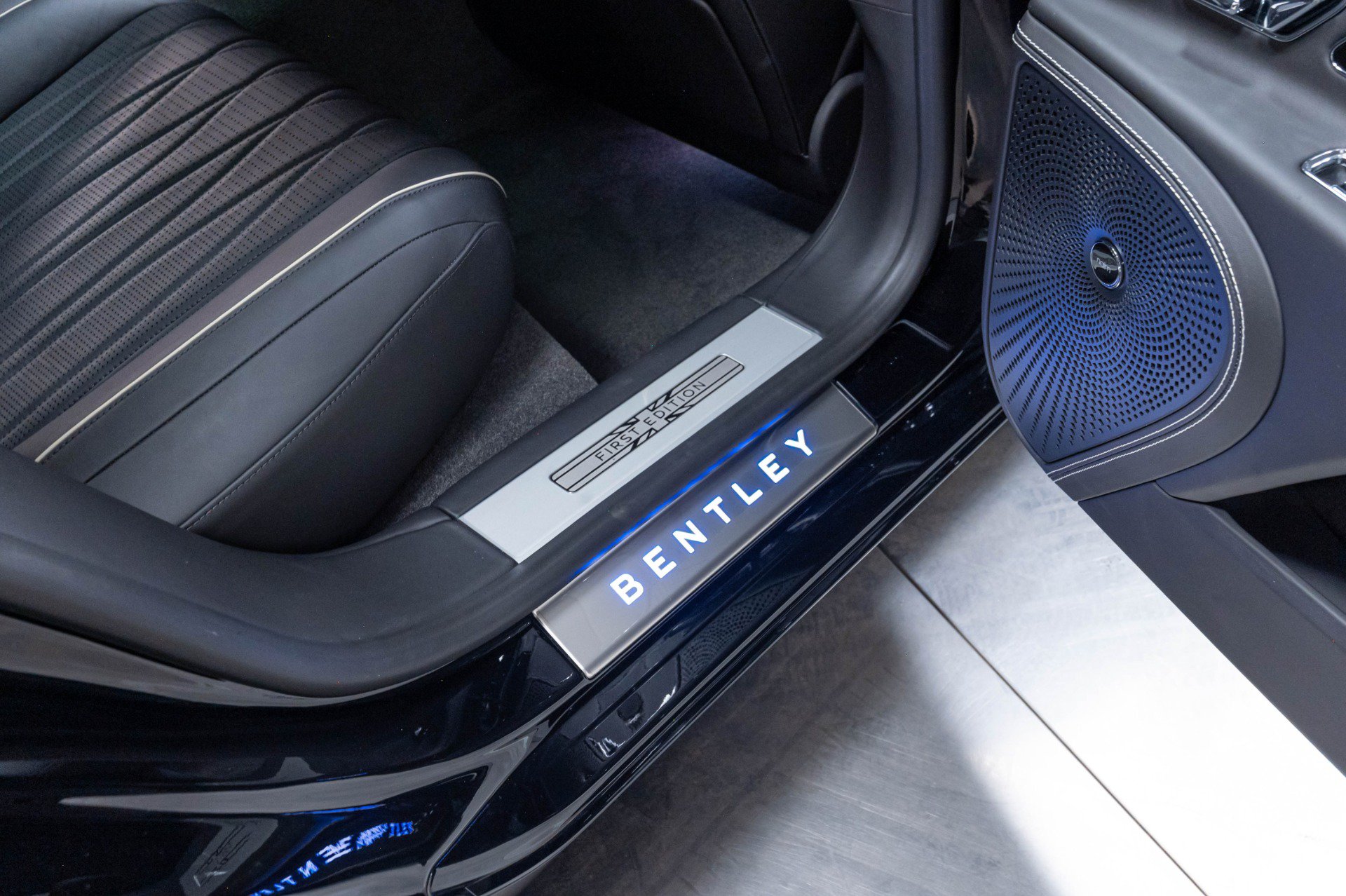Used 2020 Bentley Flying Spur W12 AWD/4WD image 46