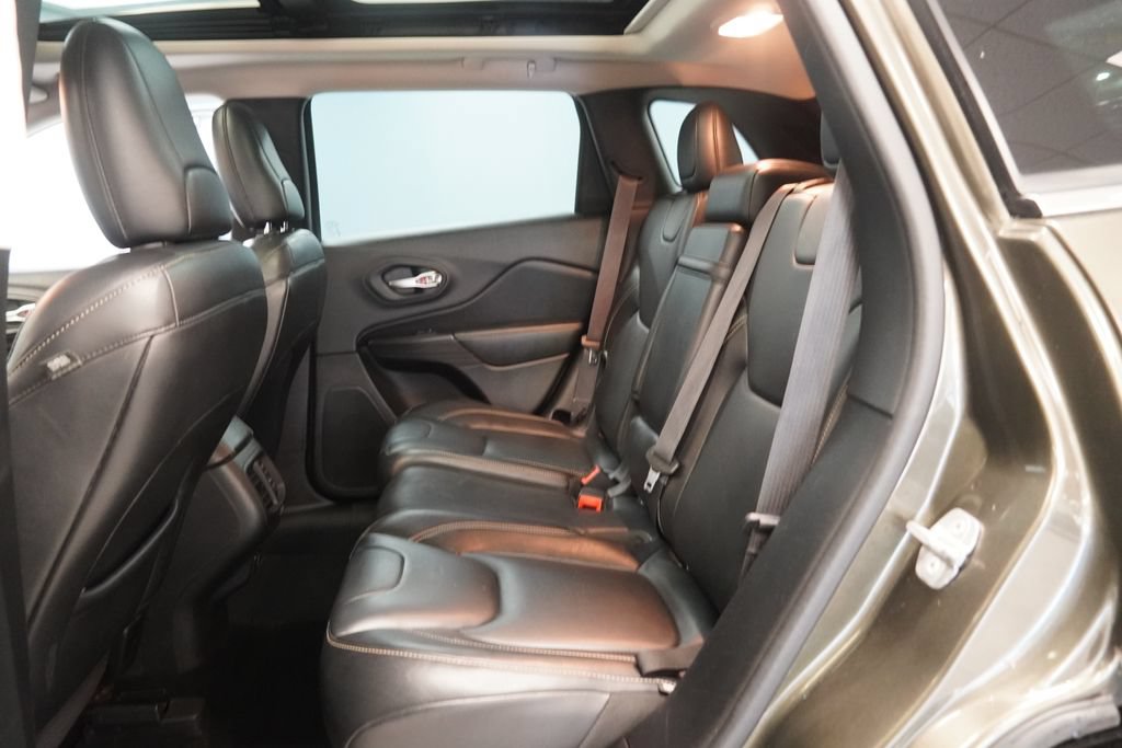 Used 2014 Jeep Cherokee Limited AWD/4WD image 27