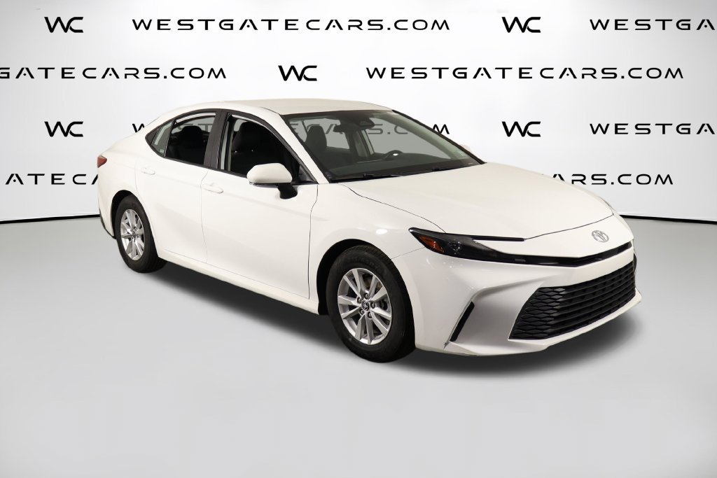 Used 2025 Toyota Camry LE FWD image 44