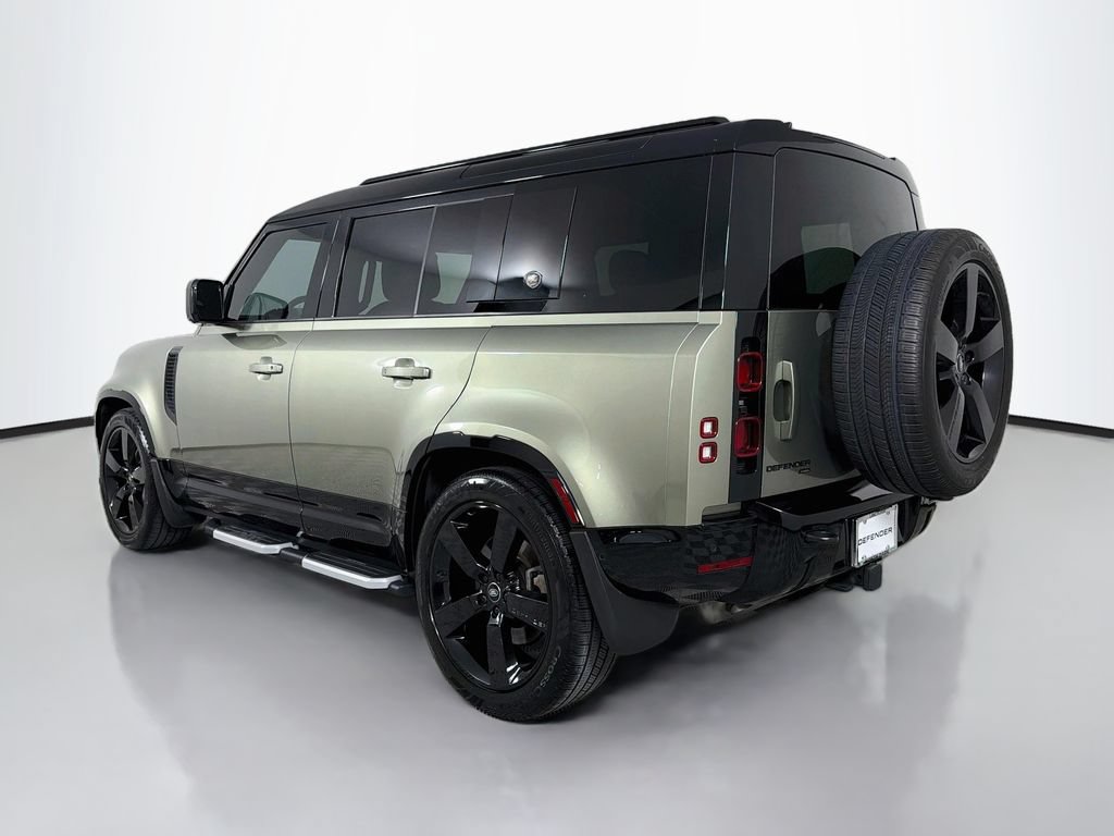 Used 2023 Land Rover Defender 110 X-Dynamic SE AWD/4WD image 7