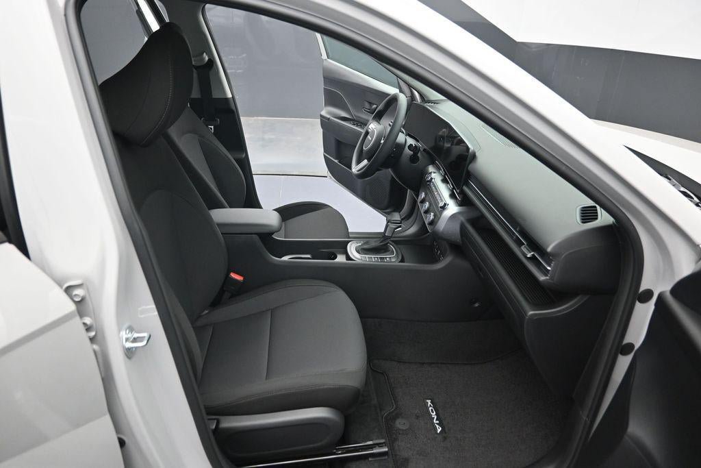 New 2027 Hyundai Kona SE FWD image 30