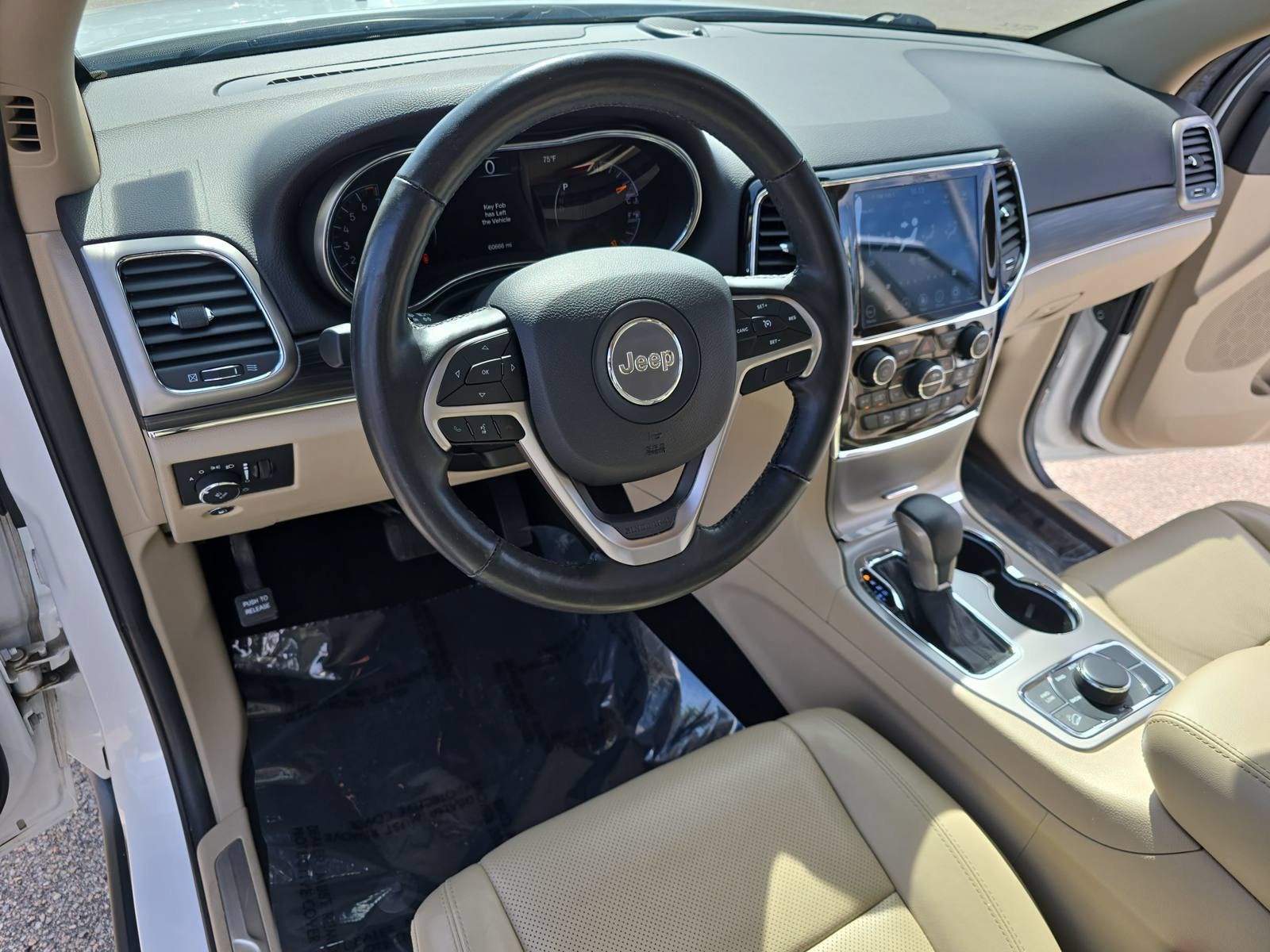 Used 2021 Jeep Grand Cherokee Limited w/ Luxury Group II AWD/4WD image 18