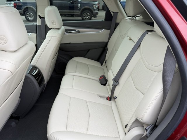 Used 2023 Cadillac XT5 Premium Luxury w/ Technology Package FWD image 22