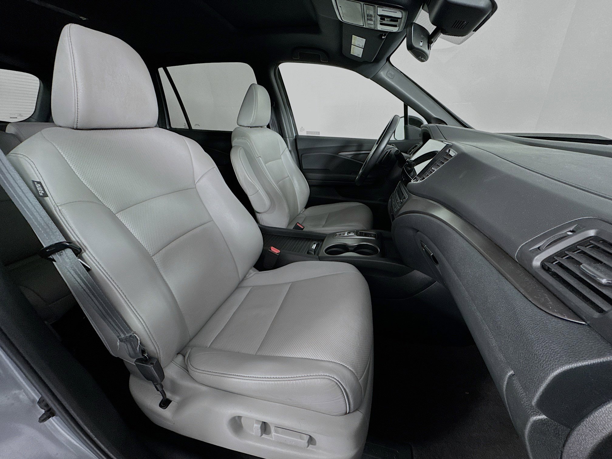 Certified 2023 Honda Passport EX-L image 28