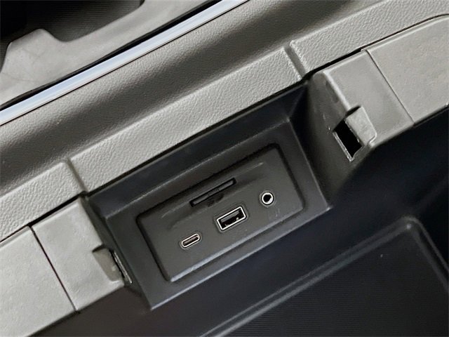 Used 2022 Chevrolet Silverado 1500 LTZ w/ LTZ Premium Package image 35