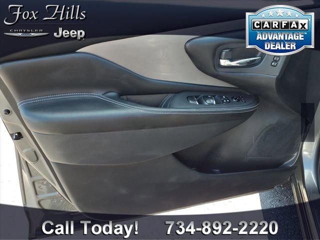 Used 2021 Nissan Murano SL w/ SL Moonroof Package image 14
