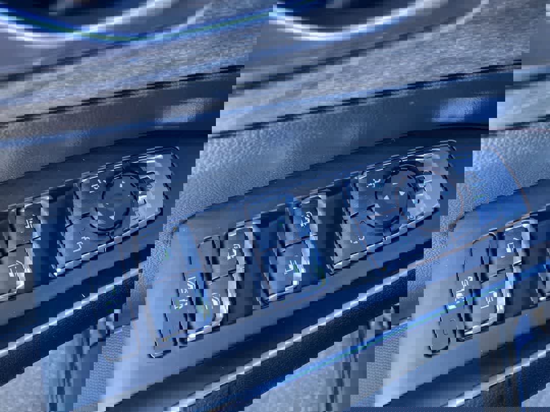 Used 2022 Kia Sorento EX w/ Panoramic Sunroof Package image 13