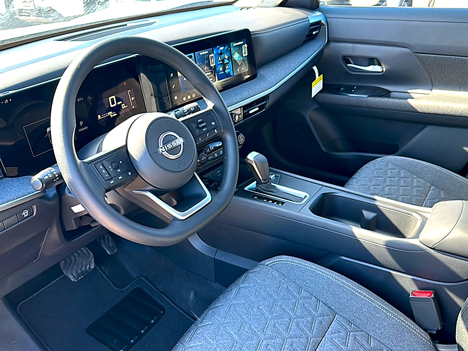 New 2026 Nissan Kicks SV w/ SV Premium Package image 9