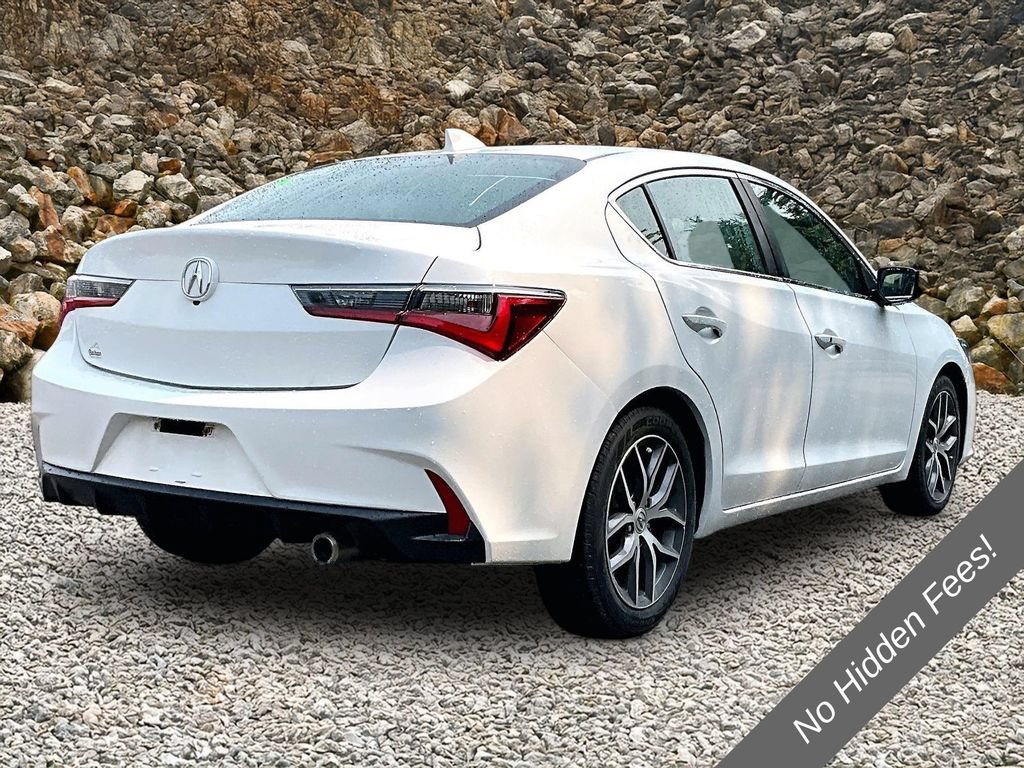Used 2019 Acura ILX FWD image 2
