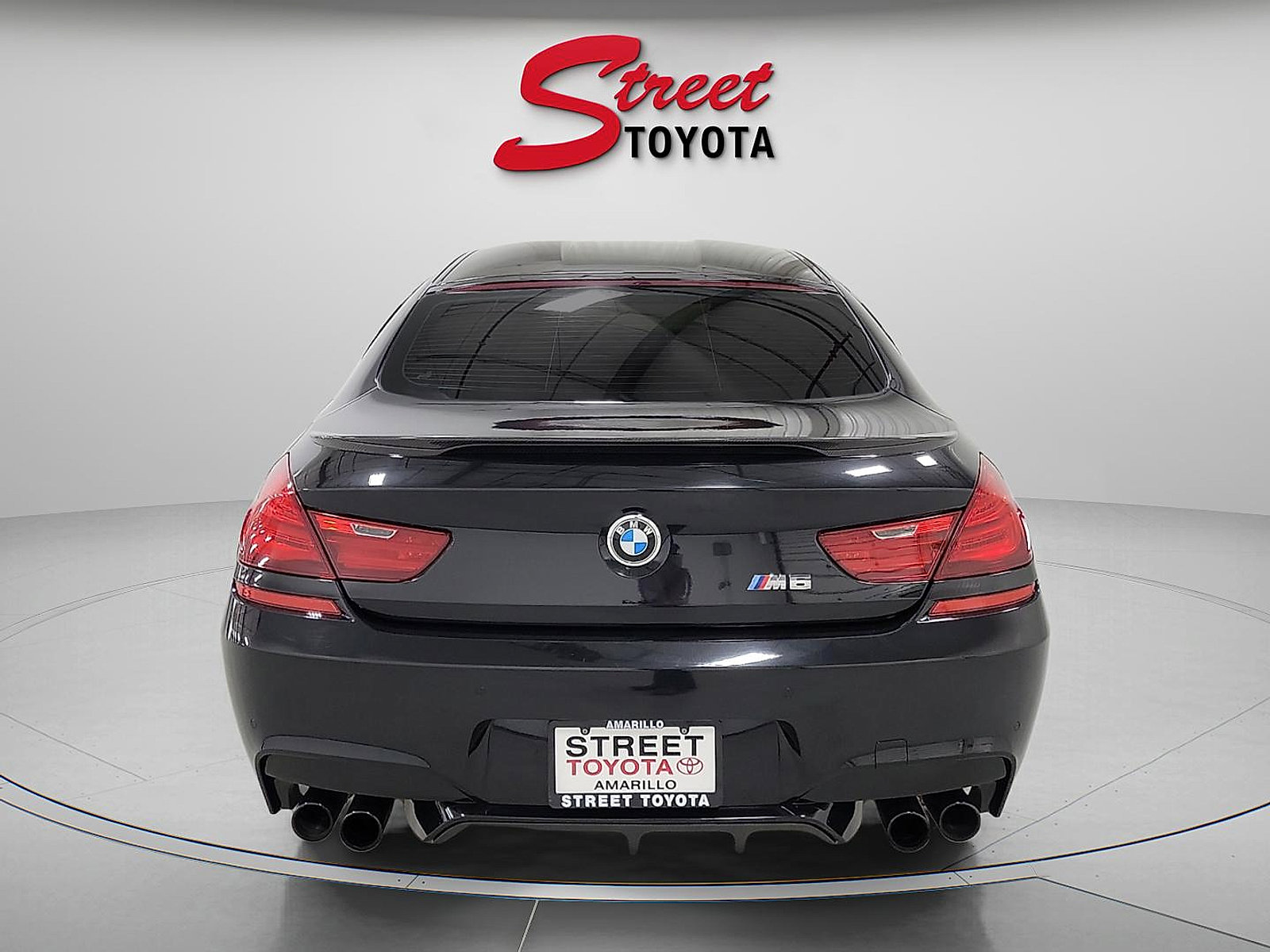 Used 2017 BMW M6 Gran Coupe image 3