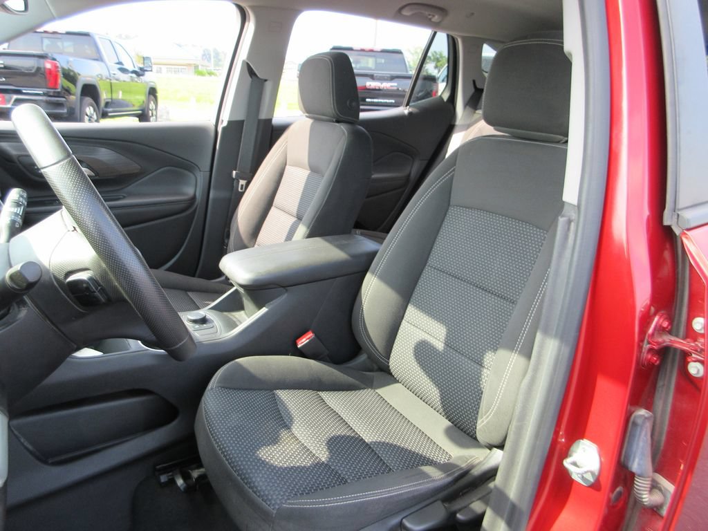Certified 2022 GMC Terrain SLE FWD image 16