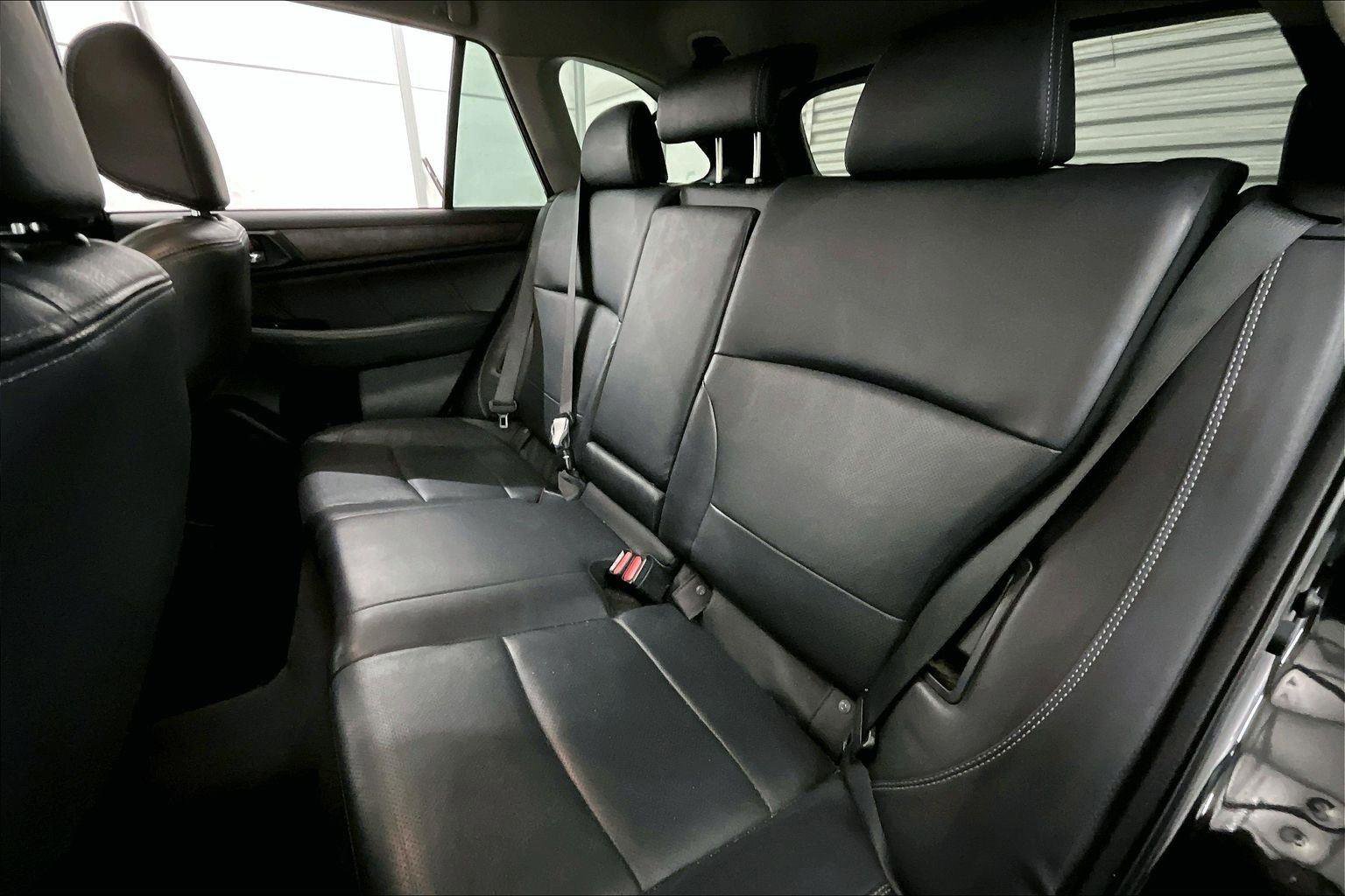 Used 2018 Subaru Outback 2.5i Limited image 26