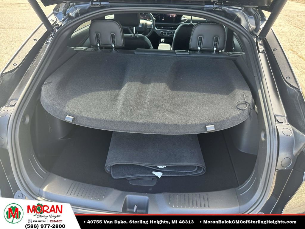 Certified 2024 Buick Envista Sport Touring w/ Convenience I Package FWD image 10