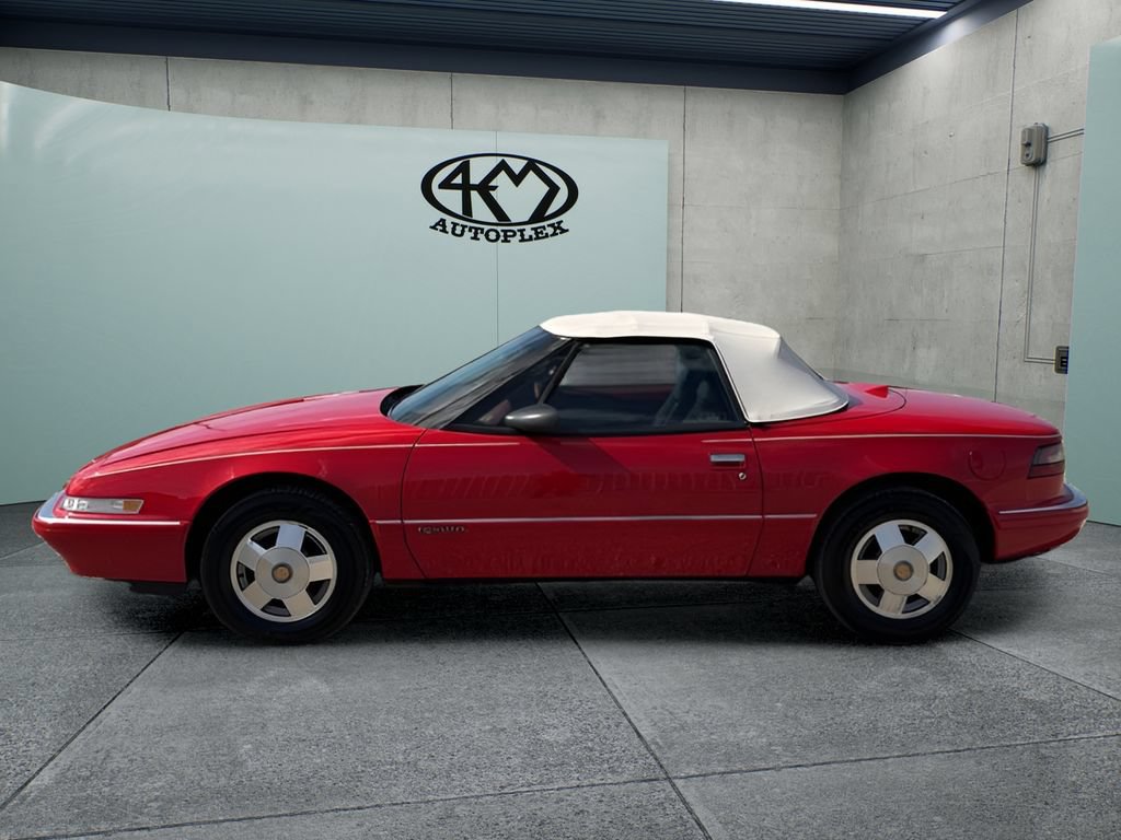 Used 1990 Buick Reatta Convertible FWD image 4