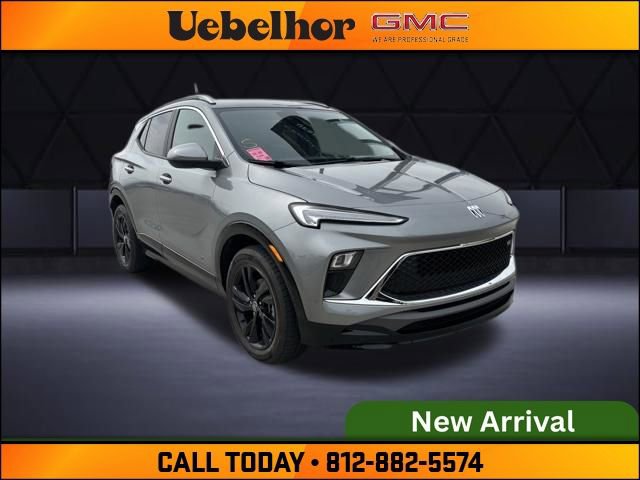 Used 2025 Buick Encore GX Sport Touring image 2