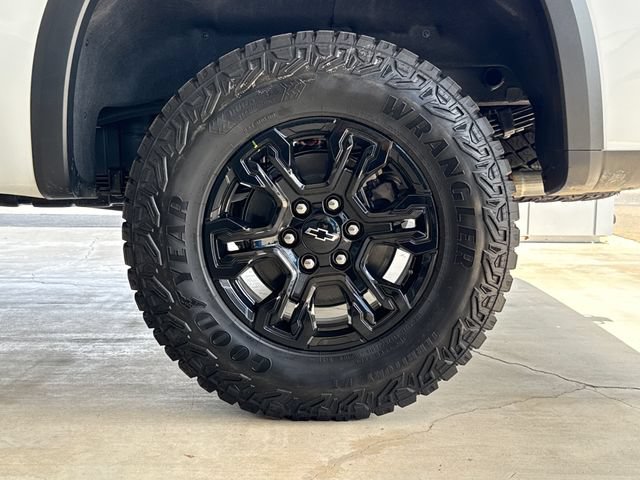 New 2026 Chevrolet Silverado 1500 ZR2 w/ LPO, Dark Essentials Package AWD/4WD image 30