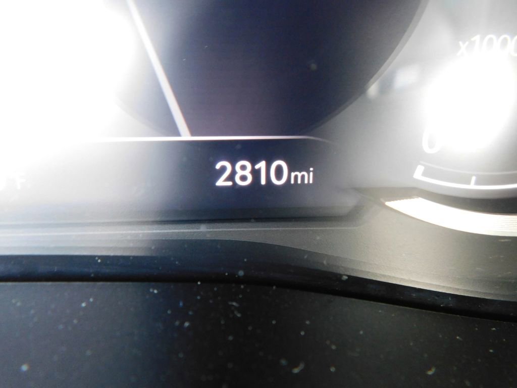 Used 2026 Genesis G70 2.5T Prestige image 27