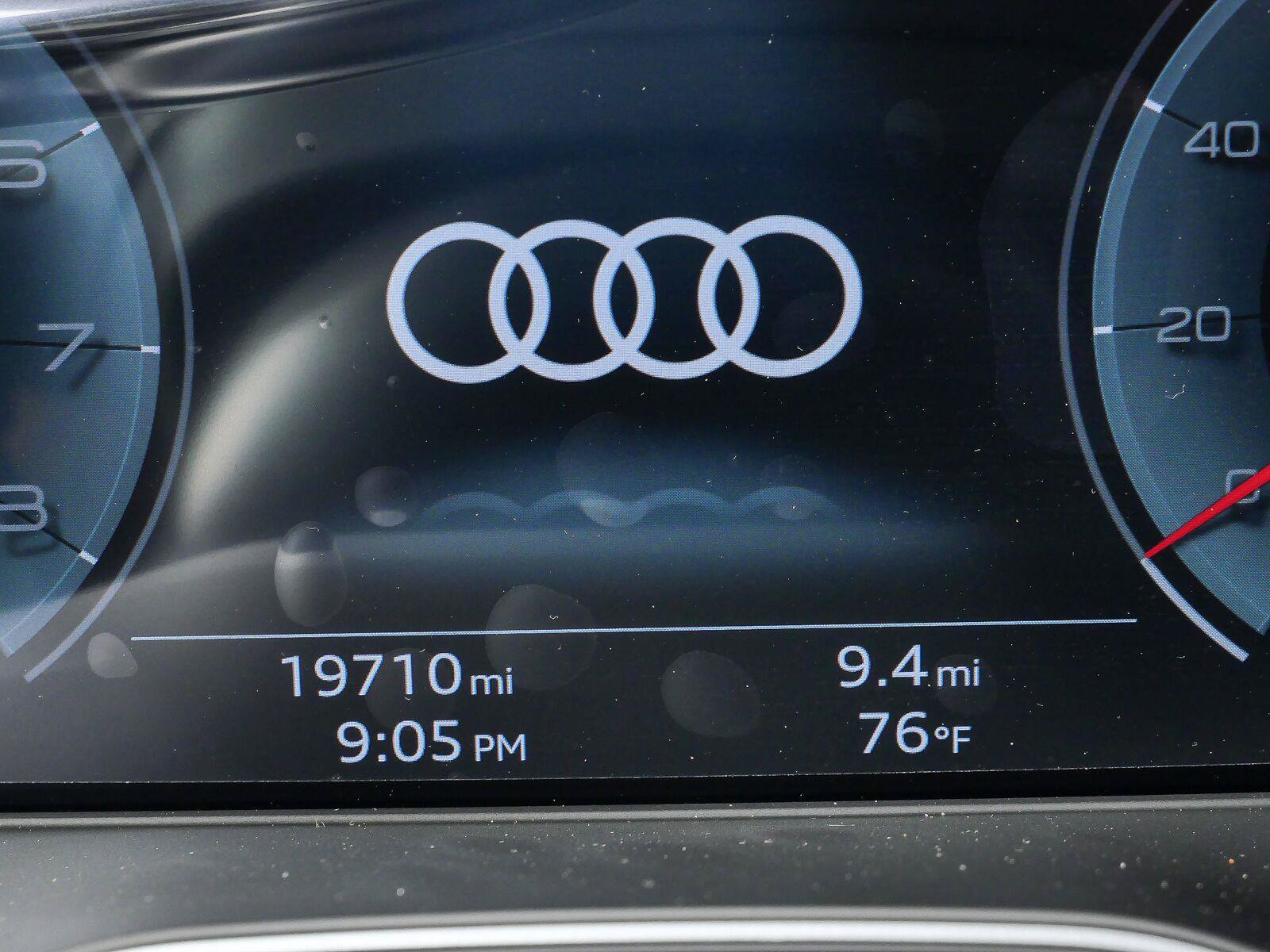 Used 2023 Audi Q5 2.0T Premium Plus w/ Premium Plus Package AWD/4WD image 9