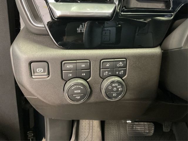 Used 2024 Chevrolet Silverado 1500 High Country w/ High Country Premium Package image 19