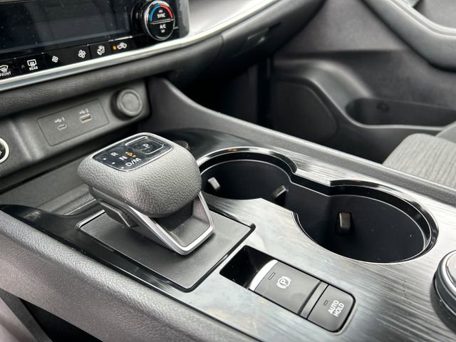 Certified 2023 Nissan Rogue SV AWD/4WD image 19