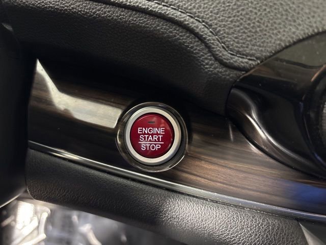 Used 2016 Honda CR-V Touring image 31